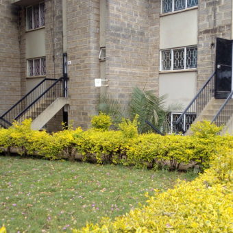 THREE (3) BEDROOM DUPLEX APARTMENT FOR COMMERCIAL USE