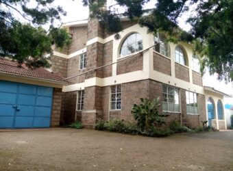 Property to let in Ngong, own compound