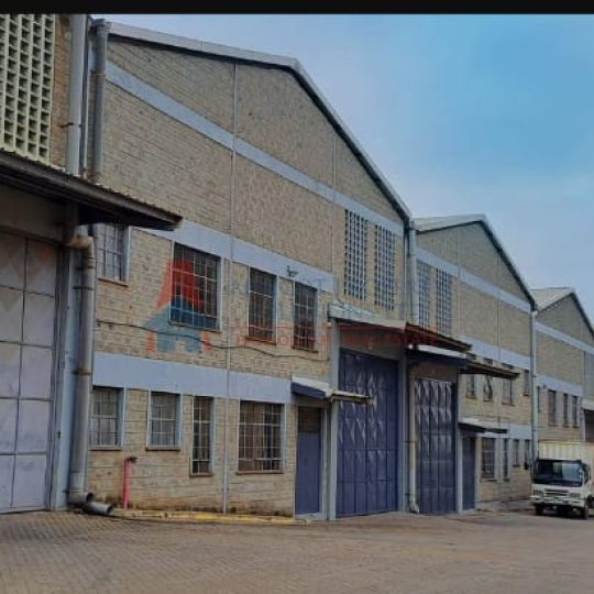 Warehouse in Babadogo Ruaraka to Let (5,500 sqft)