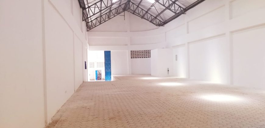 Warehouses To Let on Eastern Bypass (6,000 sqft)